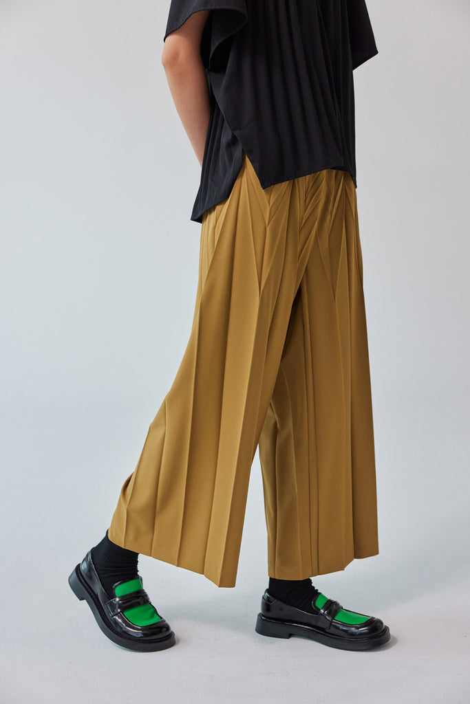 PLEATED WAVE TROUSERS